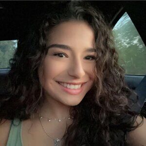 Meet your Posher, Veronica